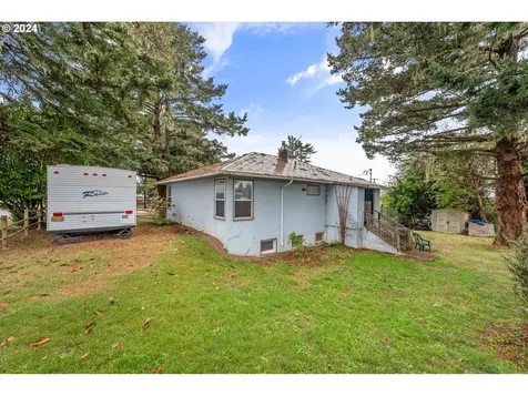 576 Pacific Avenue Coos Bay OR 97420