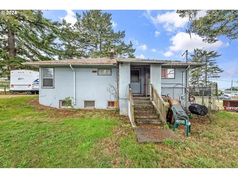 576 Pacific Avenue Coos Bay OR 97420
