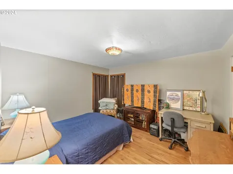 576 Pacific Avenue Coos Bay OR 97420