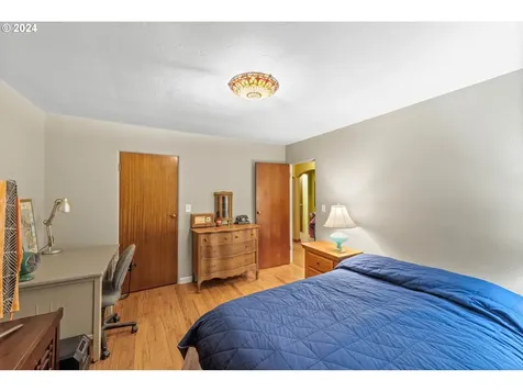 576 Pacific Avenue Coos Bay OR 97420