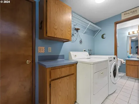 773 SW 175th Place Beaverton OR 97006