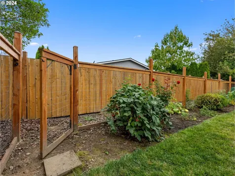 773 SW 175th Place Beaverton OR 97006