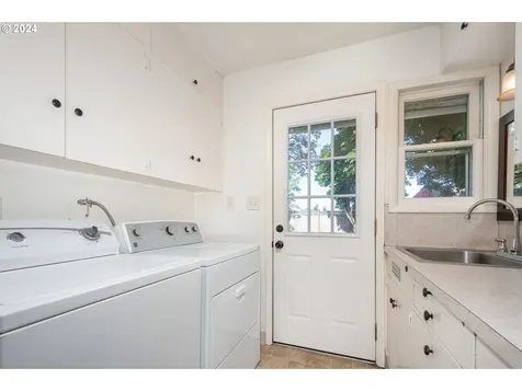 13225 Se Bobby Bruce Lane Boring OR 97009