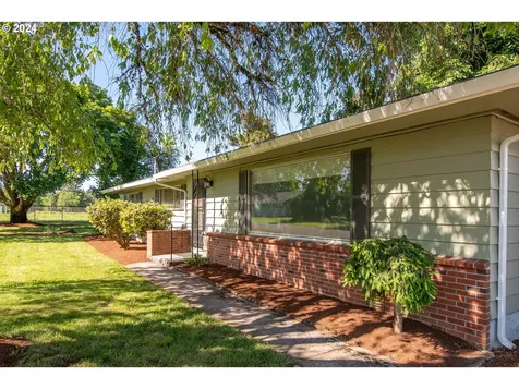 13225 Se Bobby Bruce Lane Boring OR 97009