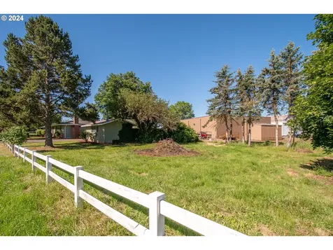 13225 Se Bobby Bruce Lane Boring OR 97009