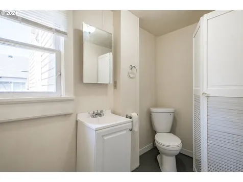 236 Cleveland Street Lebanon OR 97355