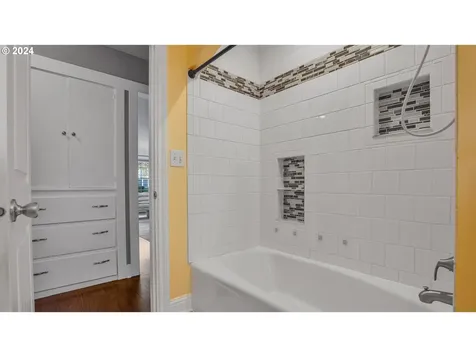 7435 N Chase Avenue Portland OR 97217