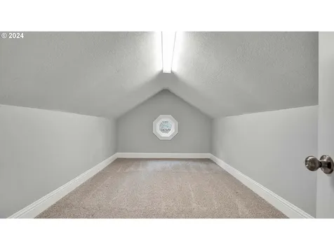 7435 N Chase Avenue Portland OR 97217
