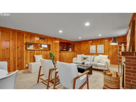 7435 N Chase Avenue Portland OR 97217