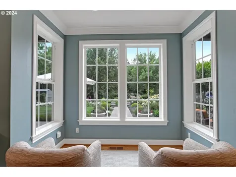 8530 SW Fairway Drive Portland OR 97225