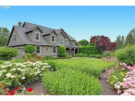 8530 SW Fairway Drive Portland OR 97225