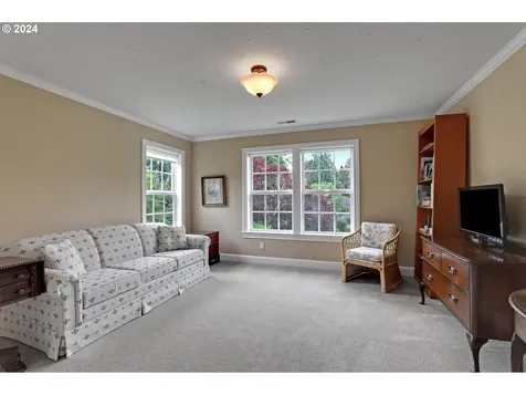 8530 SW Fairway Drive Portland OR 97225