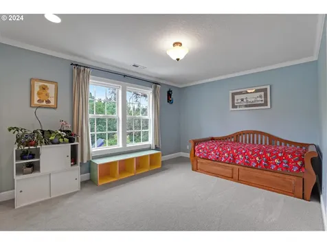 8530 SW Fairway Drive Portland OR 97225
