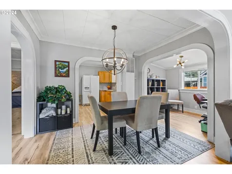1156 18th Avenue Sweet Home OR 97386