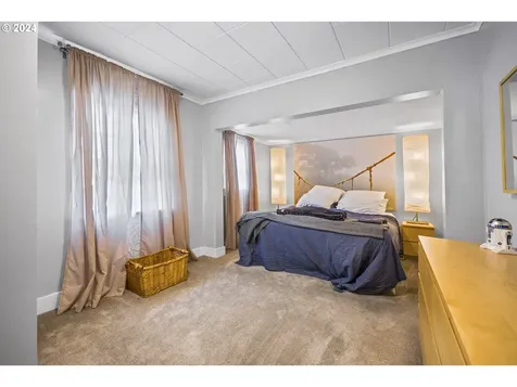 1156 18th Avenue Sweet Home OR 97386
