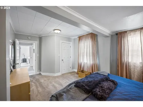 1156 18th Avenue Sweet Home OR 97386