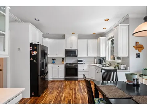 3310 Ne 12th Avenue Hillsboro OR 97124