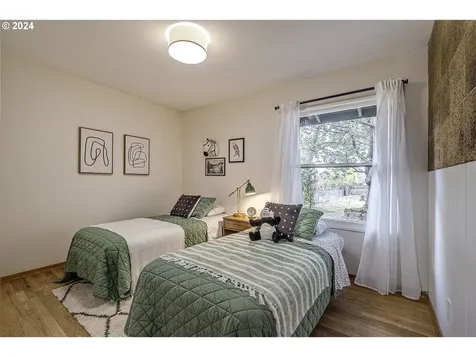 9762 SE Cora Street Portland OR 97266