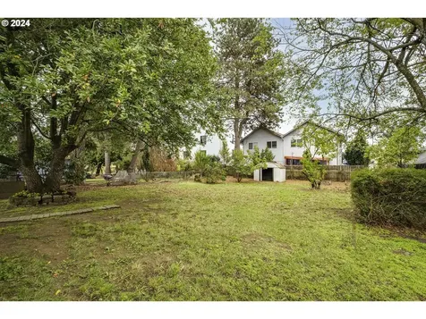 9762 SE Cora Street Portland OR 97266