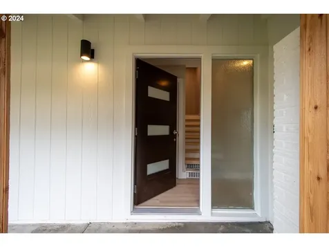8860 N Chautauqua Boulevard Portland OR 97217