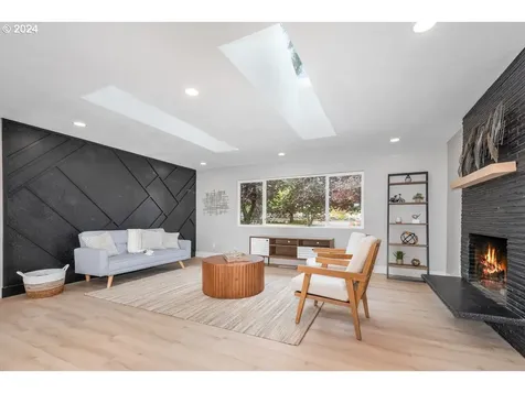 8860 N Chautauqua Boulevard Portland OR 97217