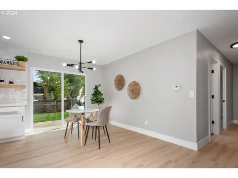 8860 N Chautauqua Boulevard Portland OR 97217