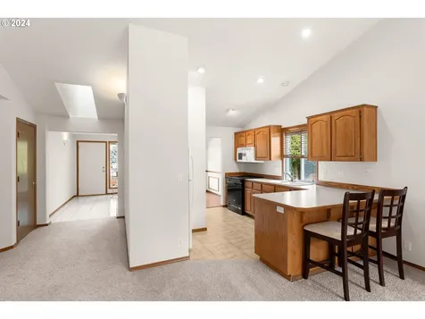 7502 SE Hacienda Street Hillsboro OR 97123