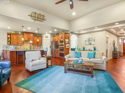 1823 S Harrier Road Ridgefield WA 98642