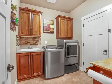 1823 S Harrier Road Ridgefield WA 98642