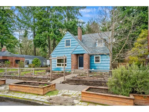 3603 Ne Shaver Street Portland OR 97212