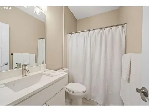 1307 Seabright Way Seaside OR 97138