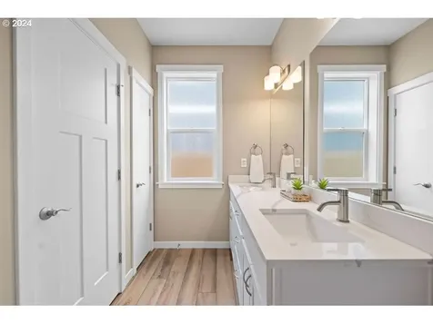 1307 Seabright Way Seaside OR 97138