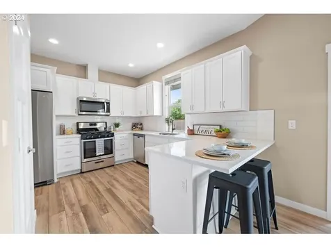 1307 Seabright Way Seaside OR 97138