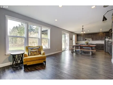 1001 S 50th Court Ridgefield WA 98642