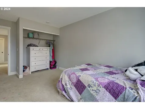 1001 S 50th Court Ridgefield WA 98642