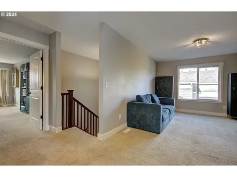 1001 S 50th Court Ridgefield WA 98642