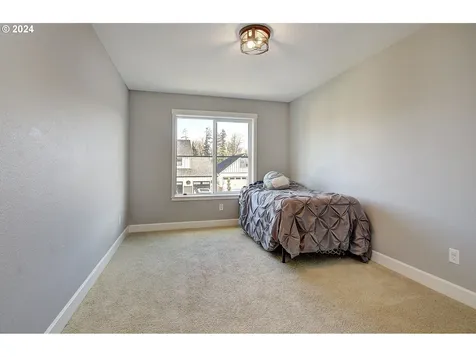 1001 S 50th Court Ridgefield WA 98642