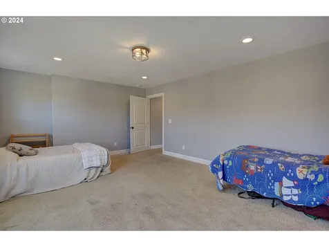 1001 S 50th Court Ridgefield WA 98642