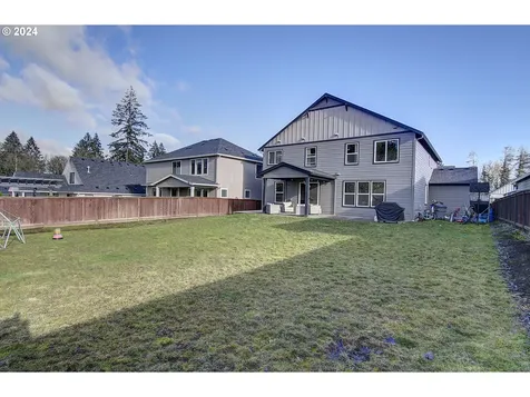 1001 S 50th Court Ridgefield WA 98642