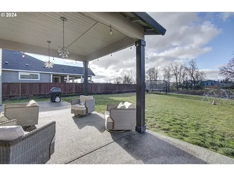 1001 S 50th Court Ridgefield WA 98642