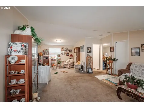 1530 Tamarack Street Sweet Home OR 97386