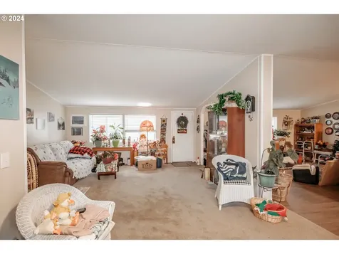 1530 Tamarack Street Sweet Home OR 97386