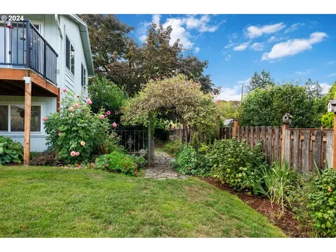 1308 NW Sluman Road Vancouver WA 98665