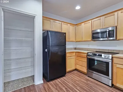 6573 NE Deer Run Street Hillsboro OR 97124