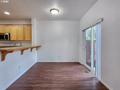 6573 NE Deer Run Street Hillsboro OR 97124