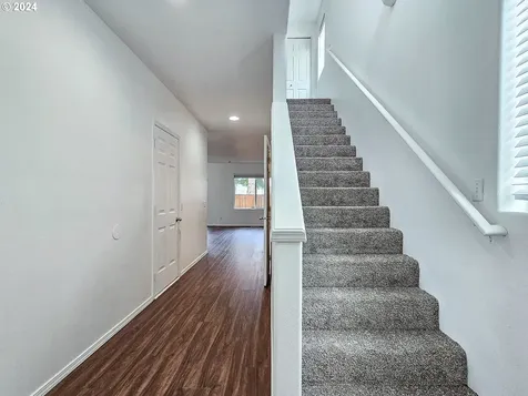 6573 NE Deer Run Street Hillsboro OR 97124
