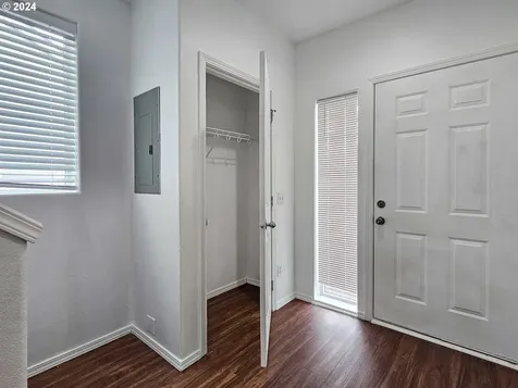 6573 NE Deer Run Street Hillsboro OR 97124