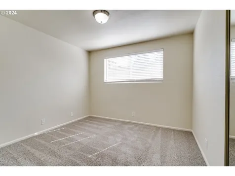 4017 Camellia Street Springfield OR 97478