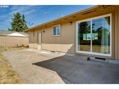 4017 Camellia Street Springfield OR 97478
