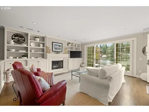 920 Westpoint Road Lake Oswego OR 97034